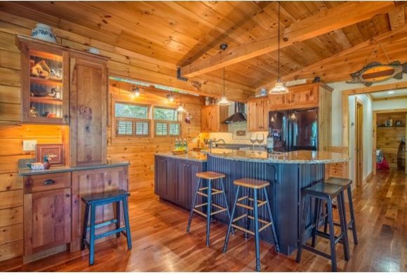 Kitchen - rustic kitchen idea in Boston