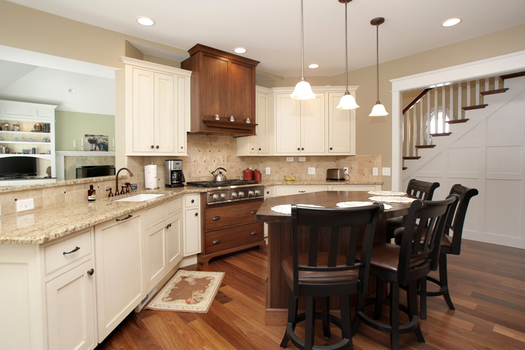 Design ideas for a transitional kitchen in Grand Rapids.