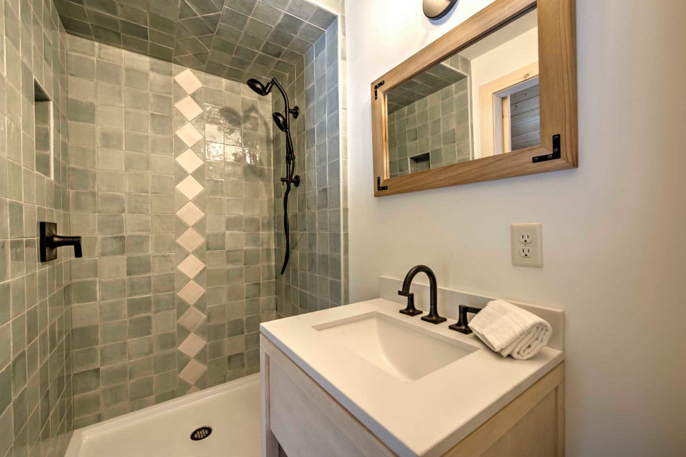 Guest Bathroom - West Dover, VT