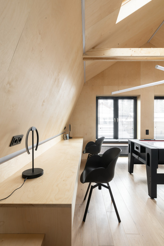 Две стороны одной мансарды