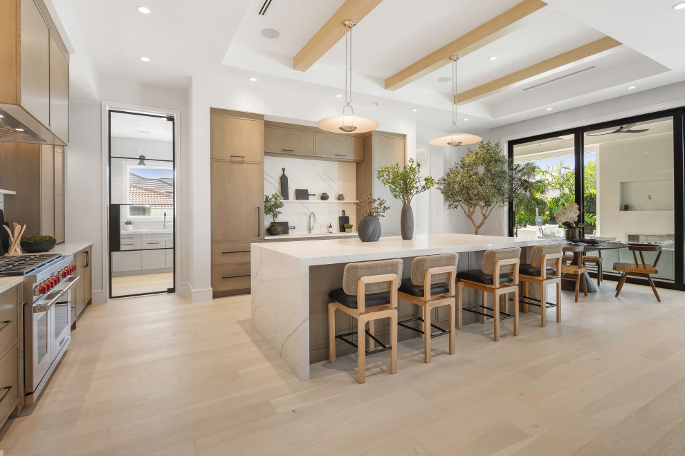 Kitchen - kitchen idea in Miami