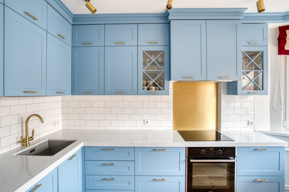 Проект угловой кухни в стиле неоклассика