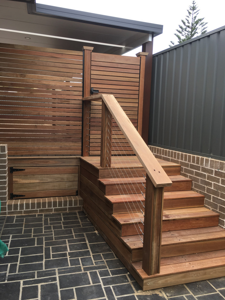 Design ideas for a modern deck in Sydney.