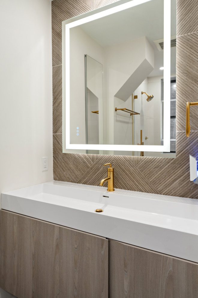 Commonwealth Ave - Master Bathroom