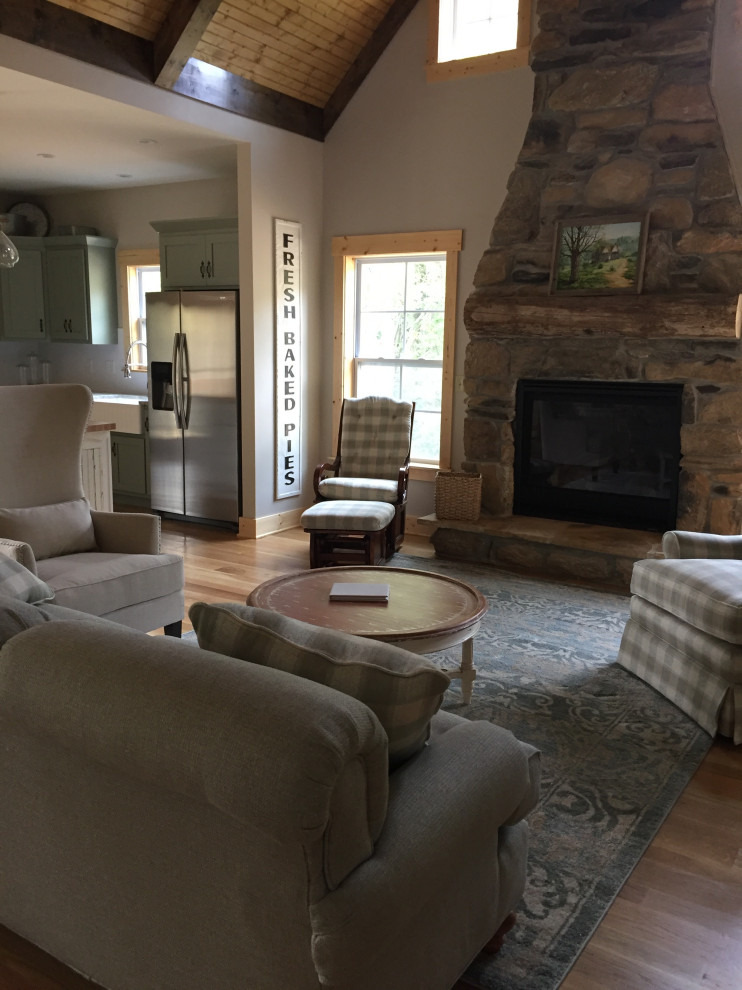 Ellijay Farmhouse Farmhouse Living Room Atlanta by iDesign