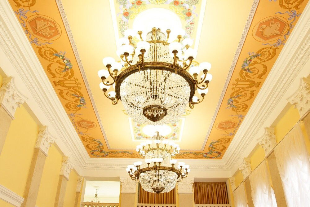 Роспись потолка в ДК Металлург