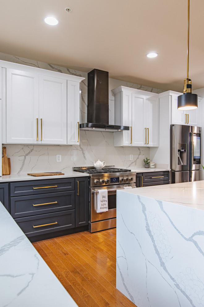 Inspiration for a modern kitchen remodel in Baltimore