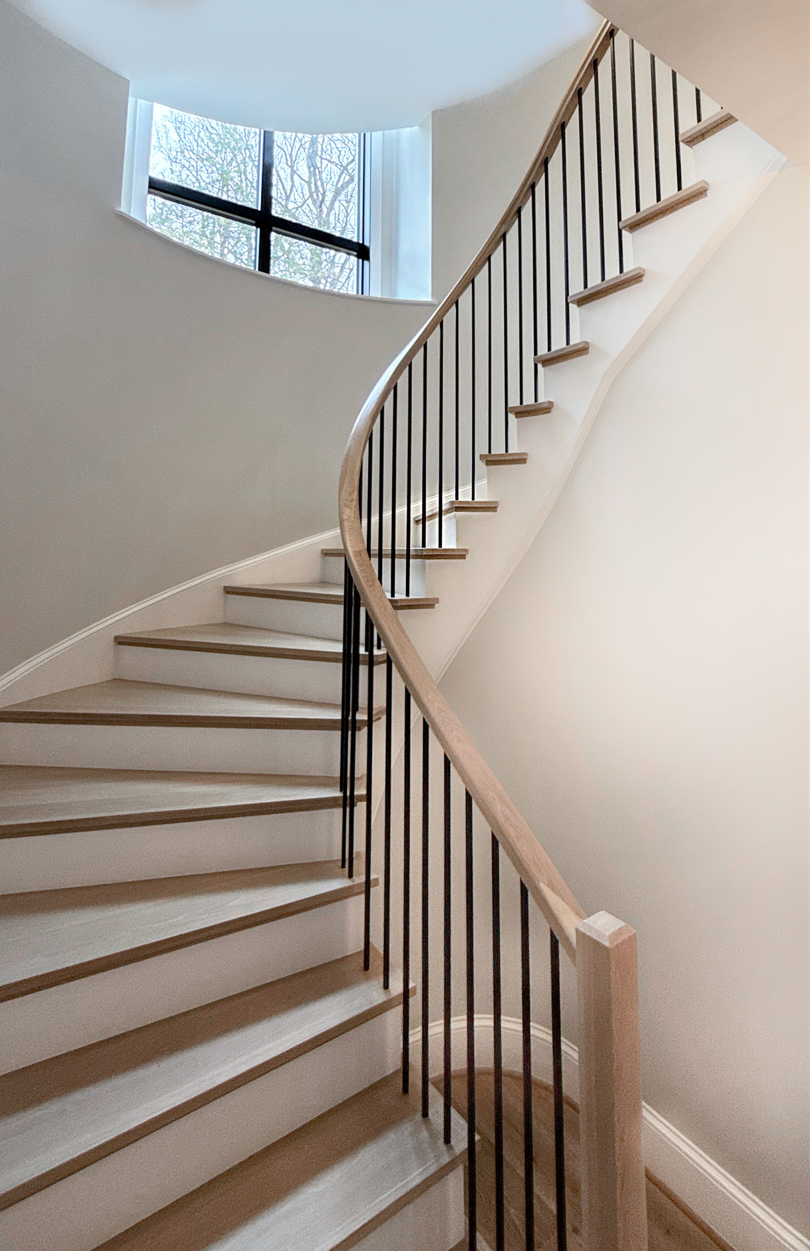 Project #150 | Contemporary White Oak Curve