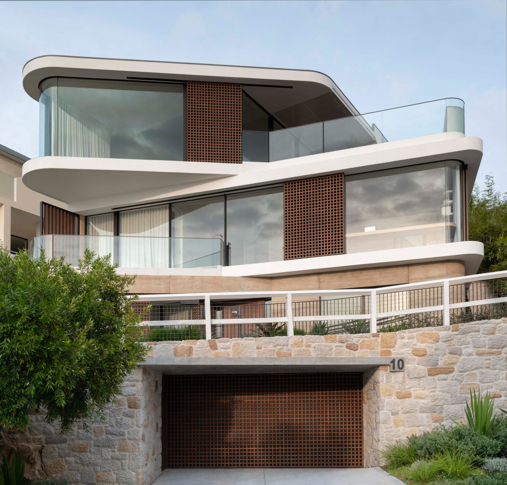 Photo of a beach style exterior in Sydney.