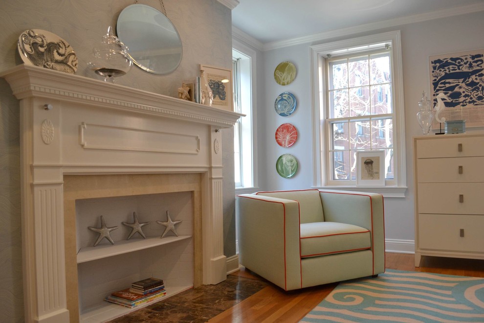 Mid-sized contemporary kids' room in Boston with grey walls and light hardwood floors for girls.