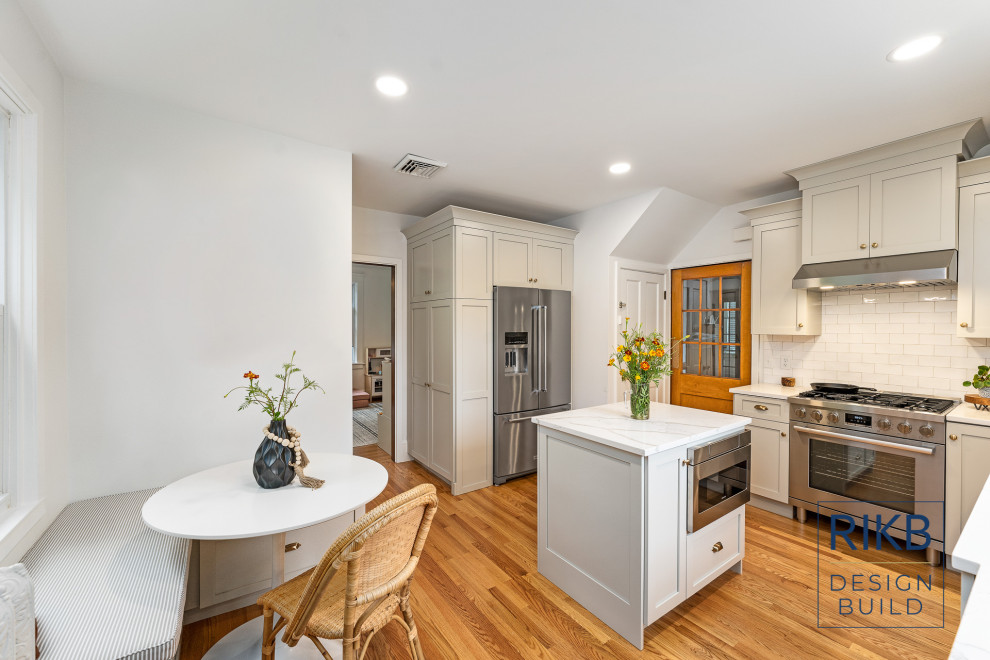 Inspiration for a transitional kitchen remodel in Providence