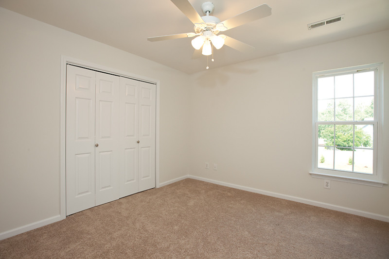 422 N Colony