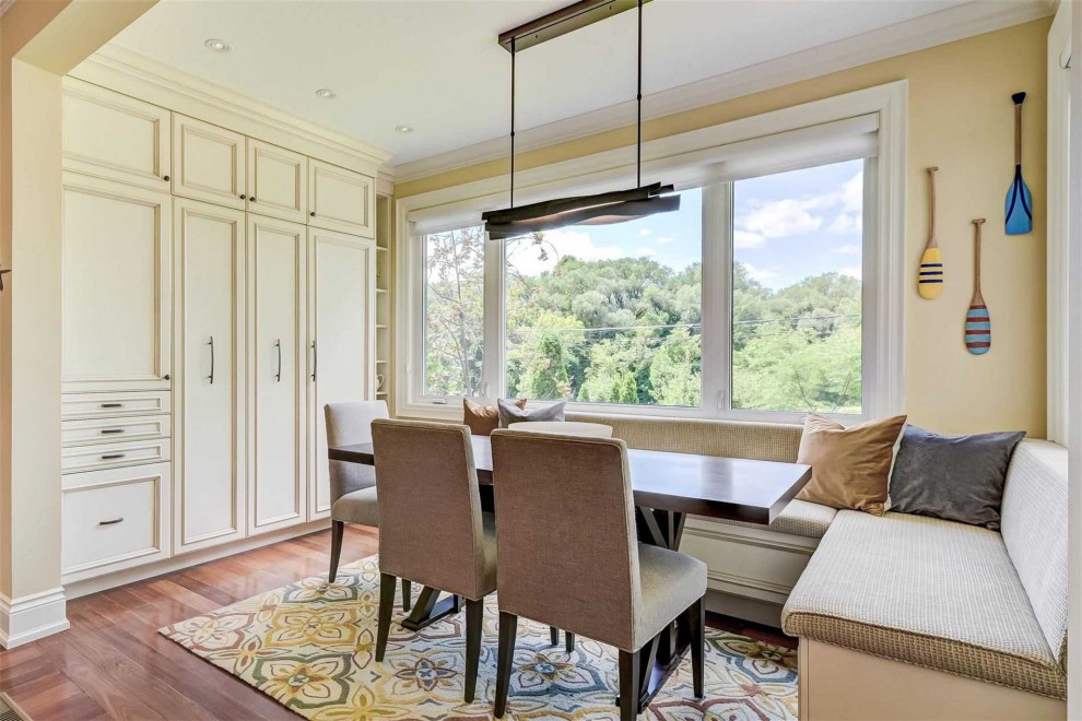 Home design - transitional home design idea in Toronto