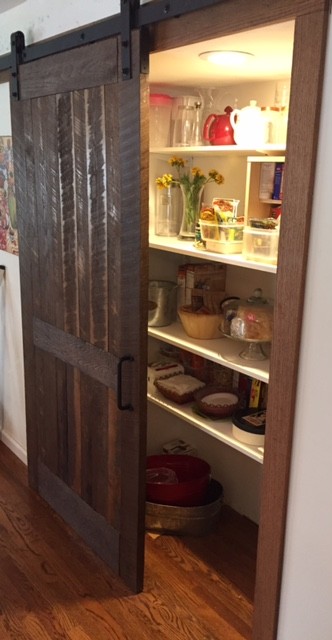 Kitchen - rustic kitchen idea
