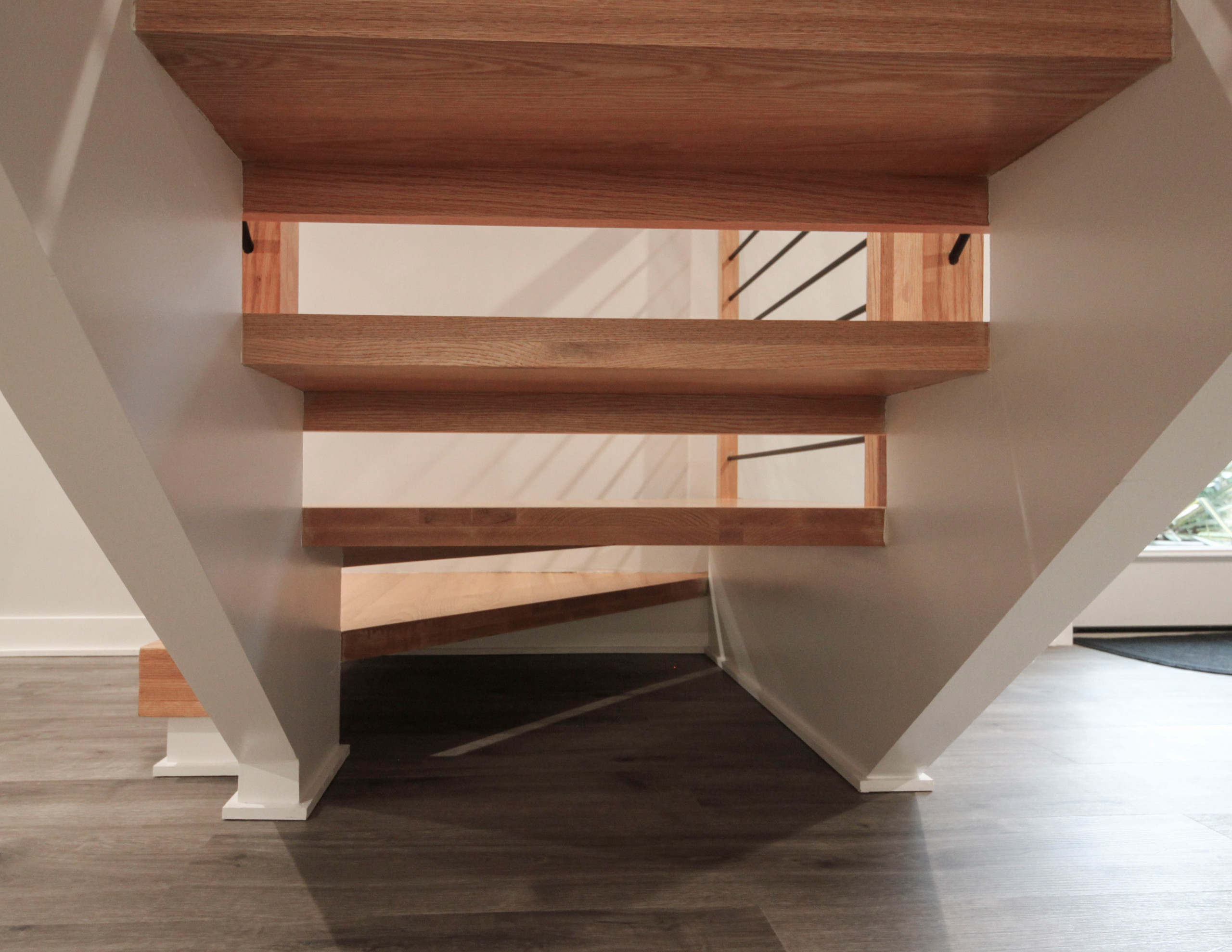 99_Modern & Open L-Shape-Winder Stair, Arlington VA 22207