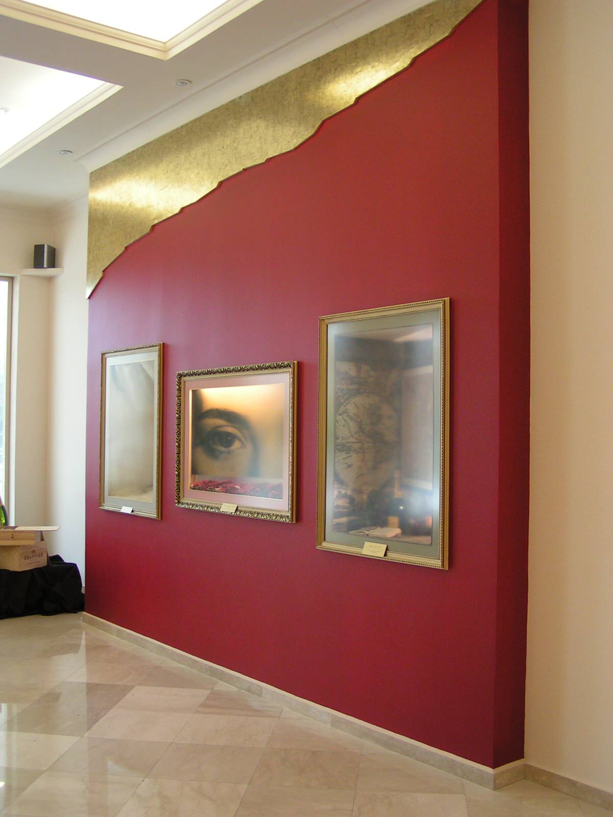 “ Shampagne Drappiere Gallery”.