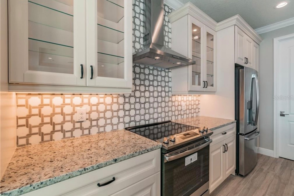 4 beds 2 baths