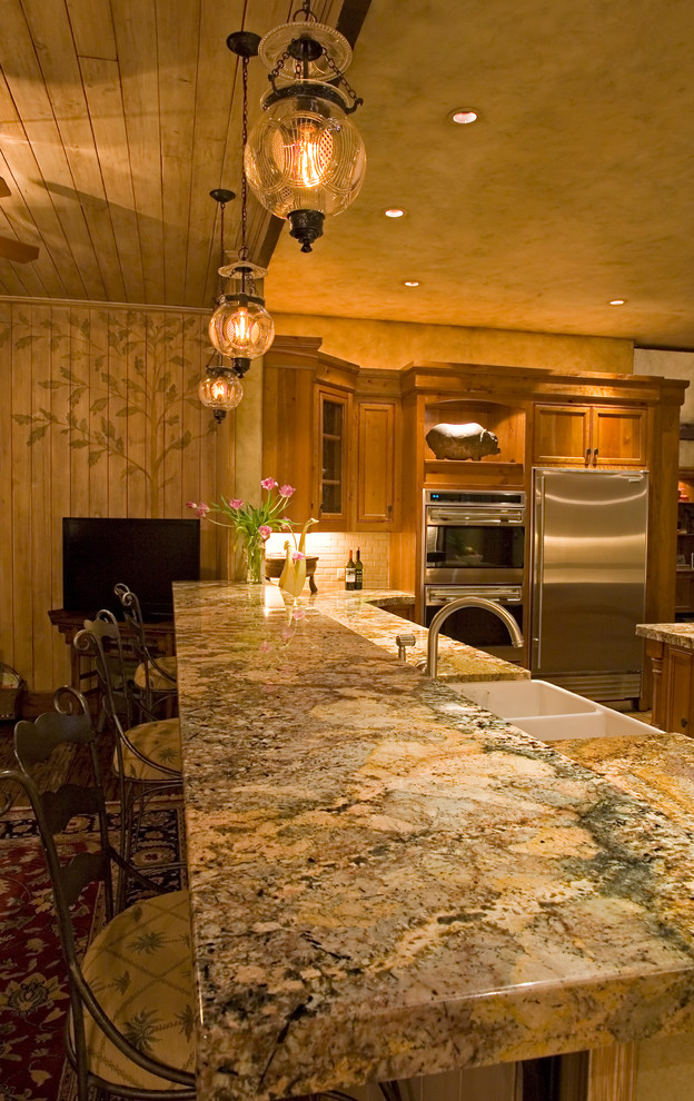 Kitchen - rustic kitchen idea