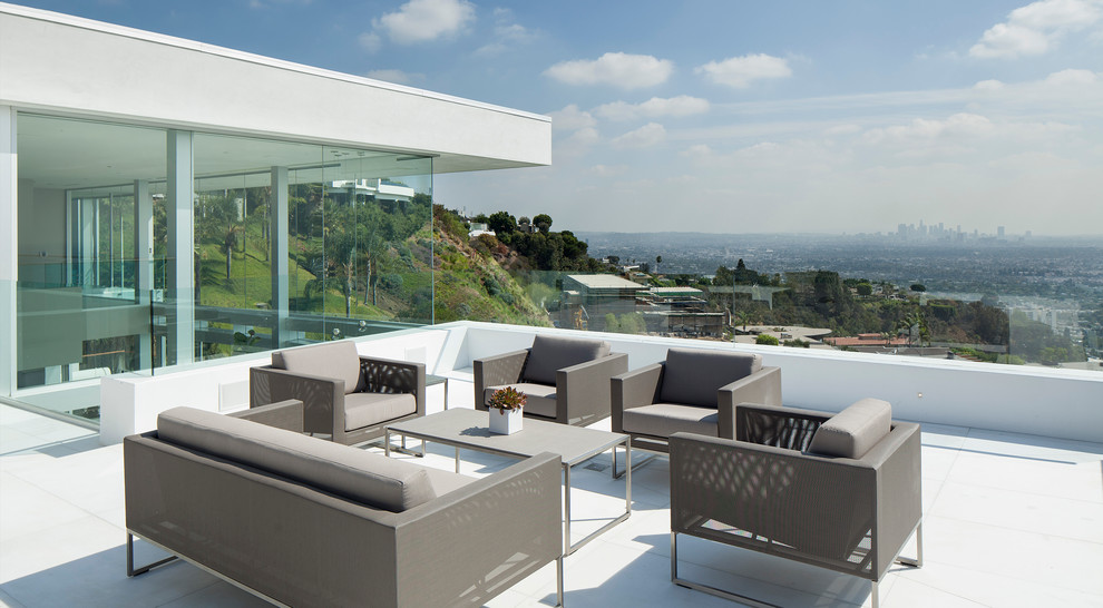 This is an example of a contemporary deck in Orange County with no cover.