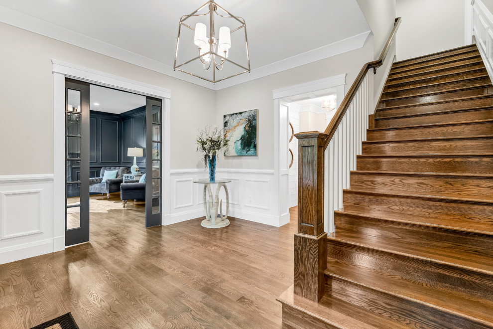 Inspiration for a transitional home design remodel in St Louis