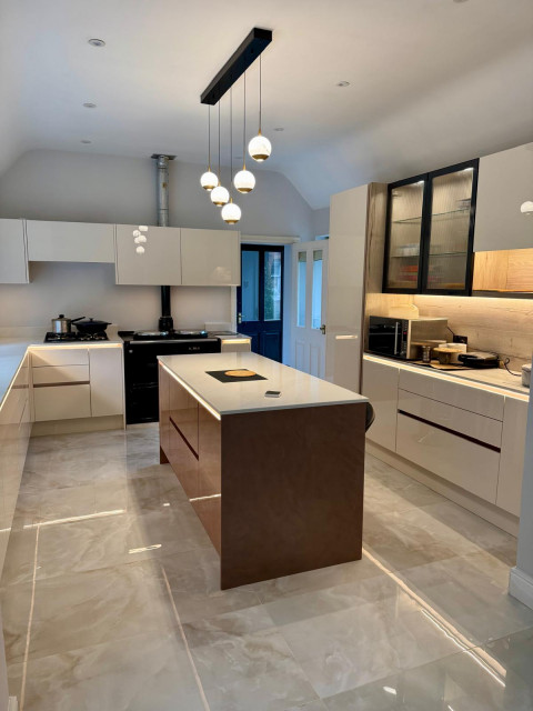True Handleless Elegence modern-kitchen