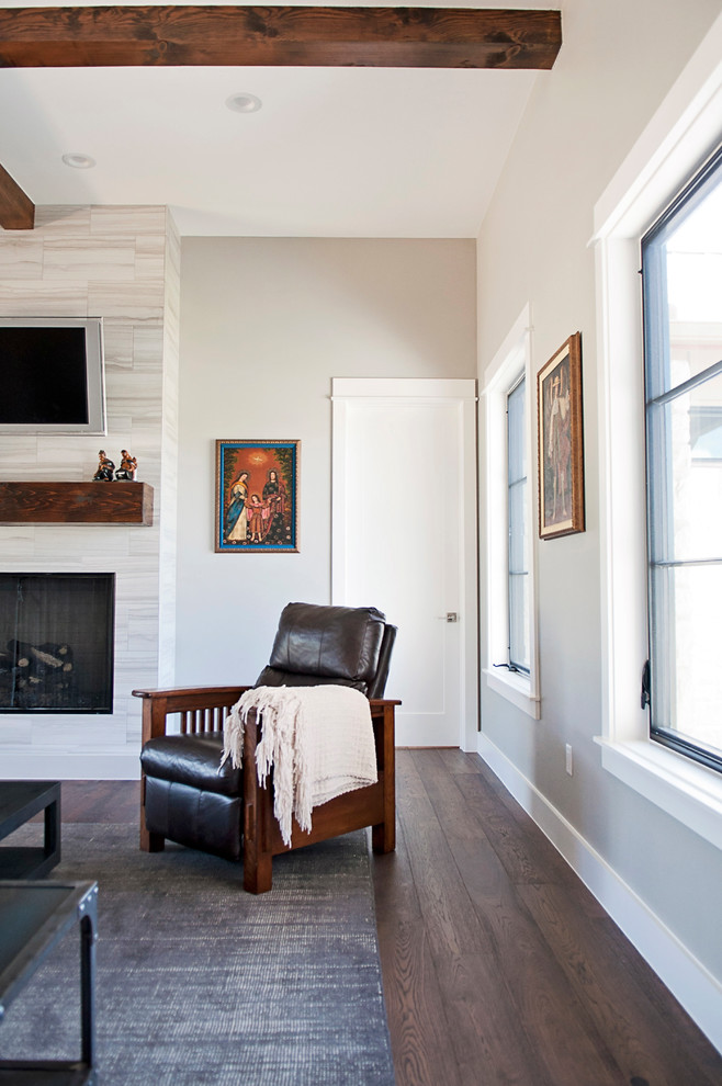 Inspiration for a transitional home design remodel in Austin