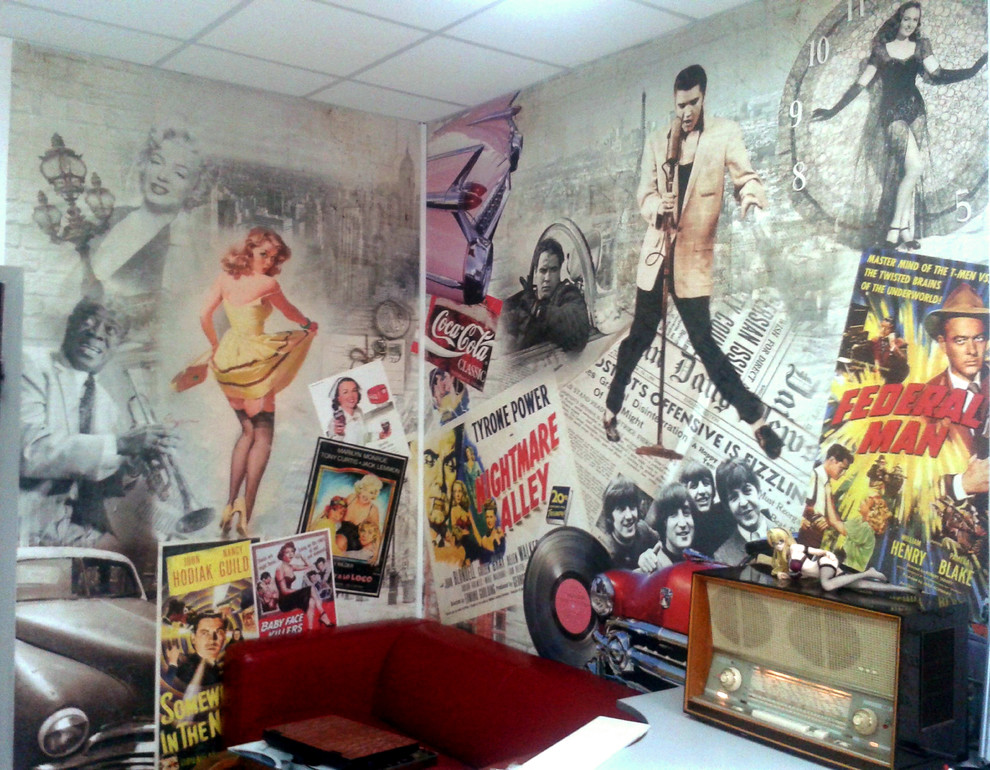 Фреска в ретро стиле