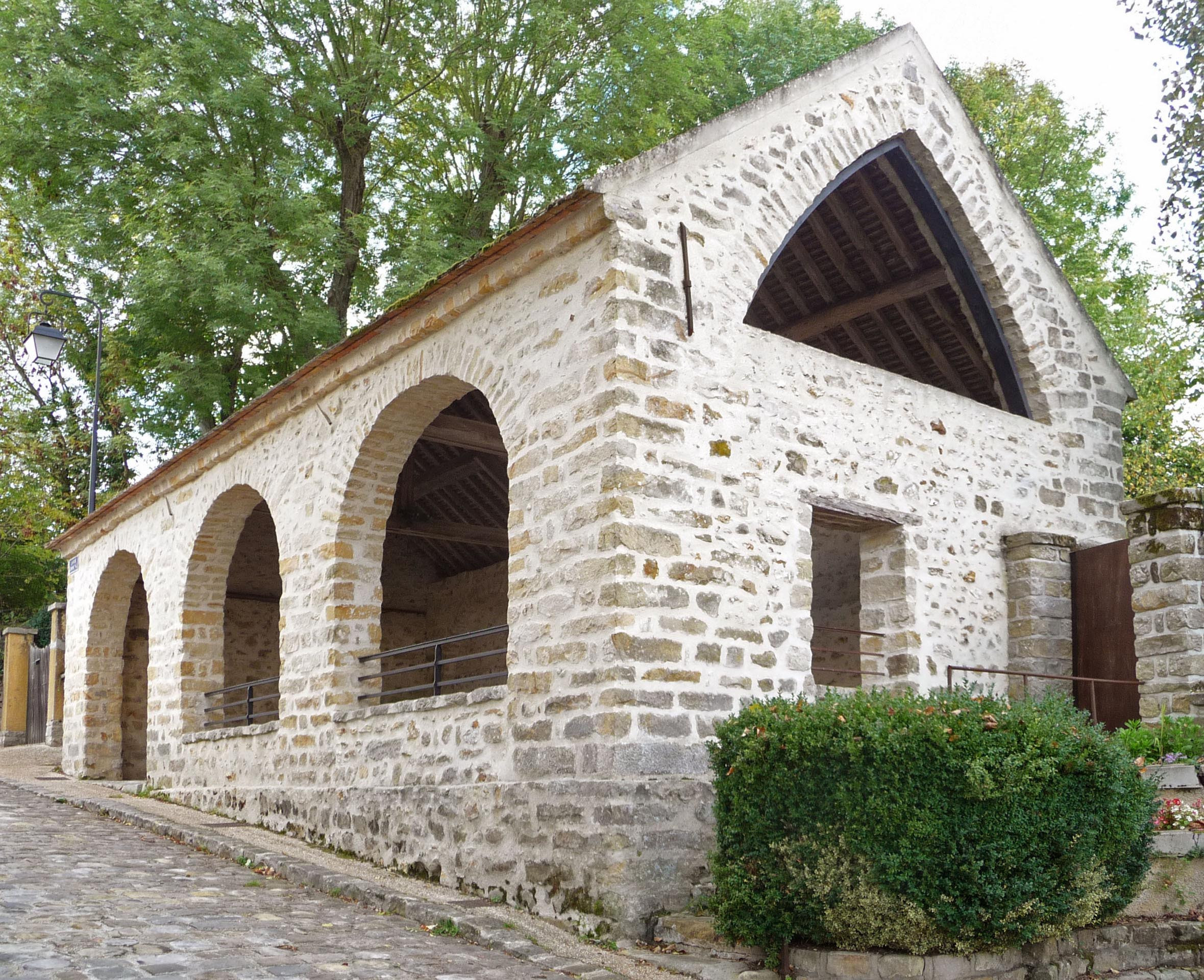 Rénovation d'un lavoir public (Seine-et-Marne)
