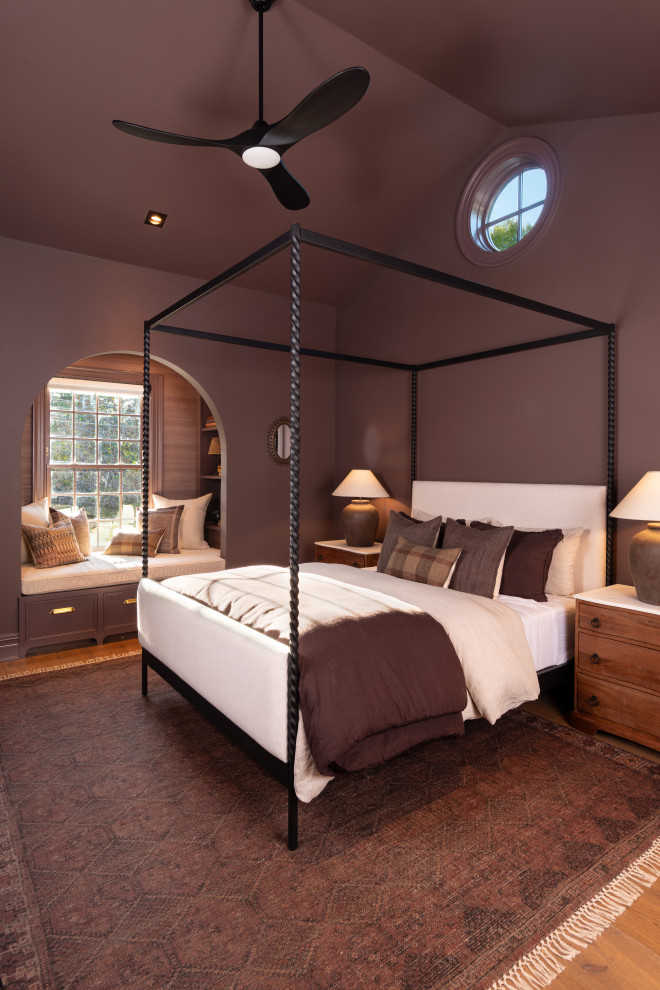 Example of a classic bedroom design in Boston