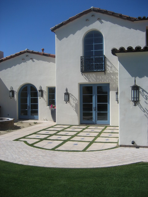 Mediterranean Exterior medelhavsstil-fasad