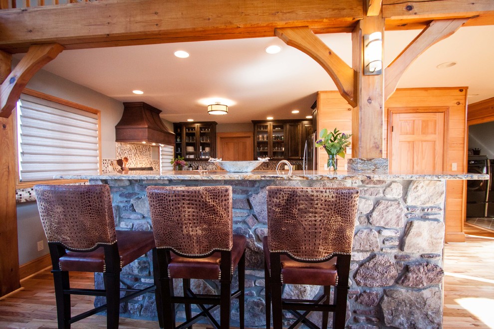 Kitchen - rustic kitchen idea