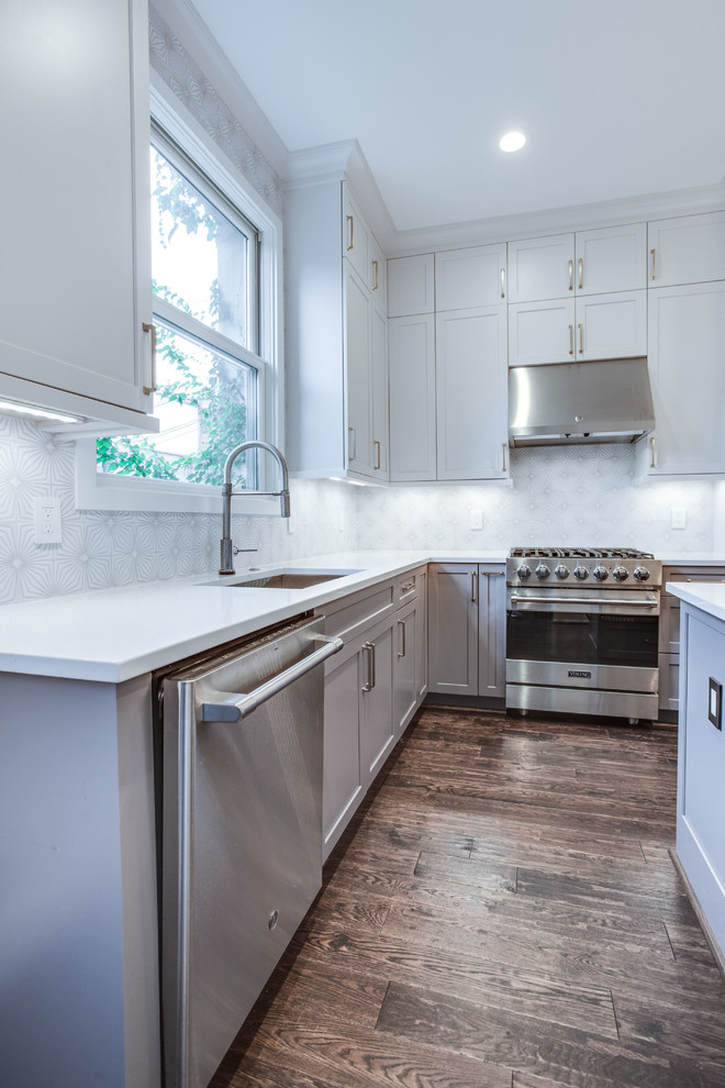 Transitional kitchen photo in DC Metro