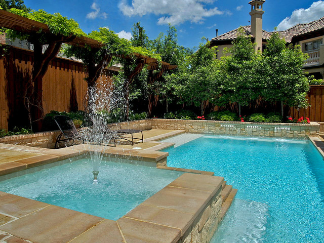 Lakewood Hills Residence contemporary-swimming-pool