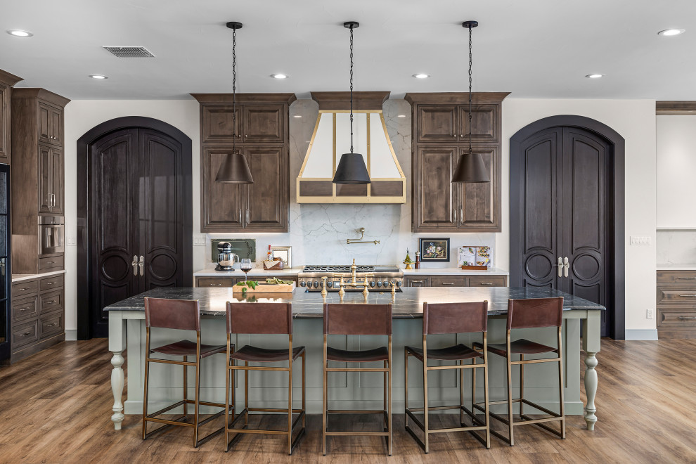 CIRCOLARE - Transitional - Kitchen - Austin - by RMK & CO. | Houzz