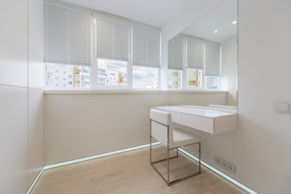 Белые окна без черных рамок