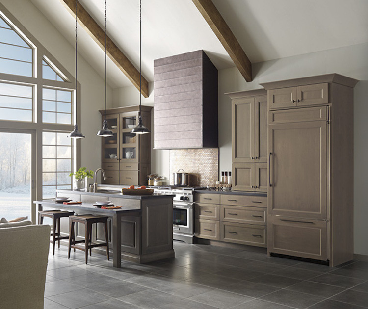 Kitchen - kitchen idea in Orange County