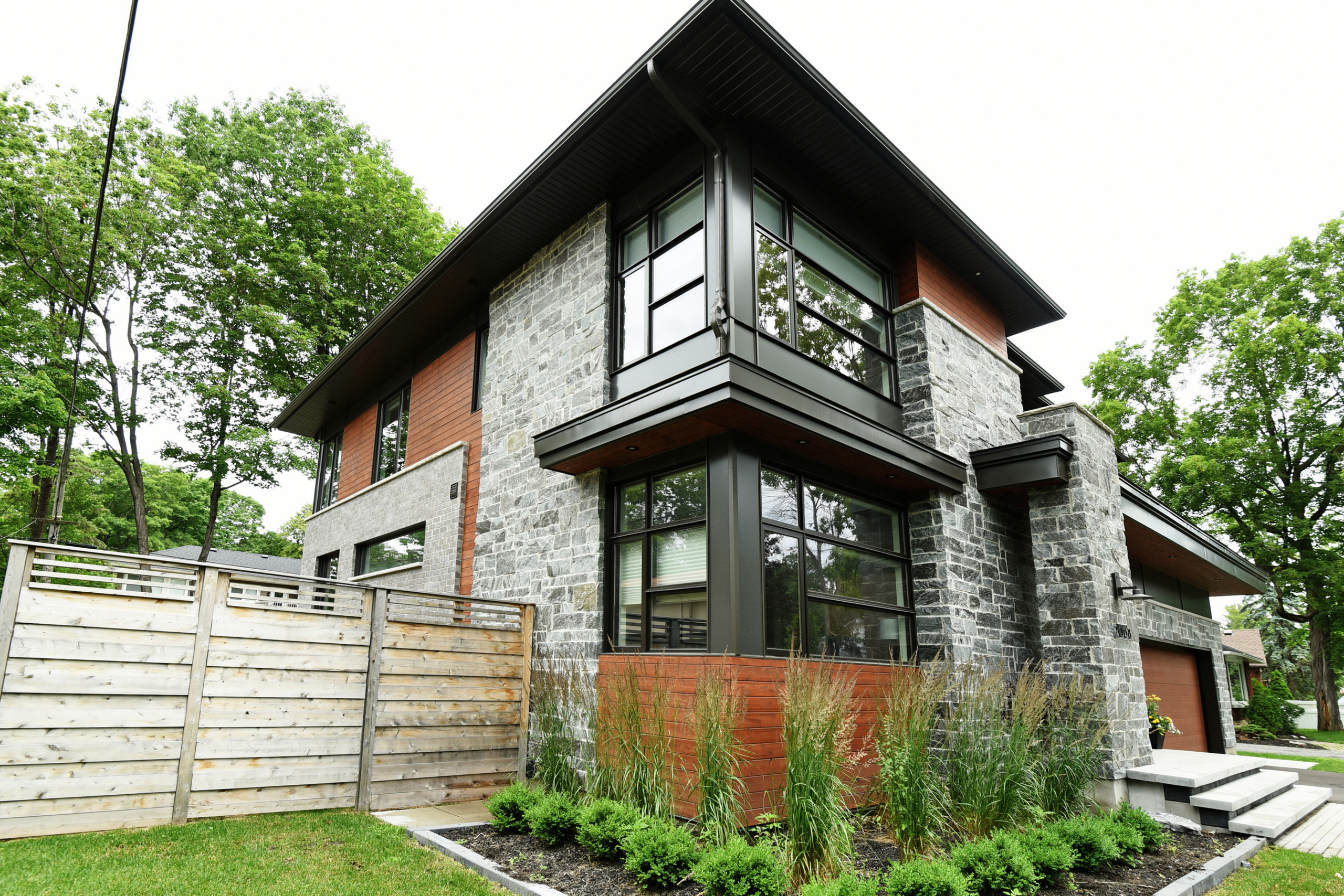 Exterior Corner