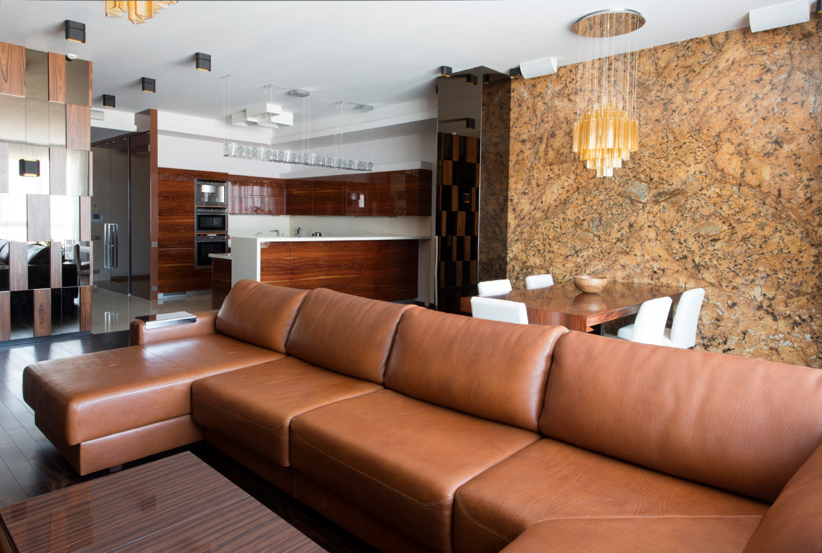 ЧАСТНАЯ КВАРТИРА 190 М2, МОСКВА, ЖК "ИЗМАЙЛОВО"