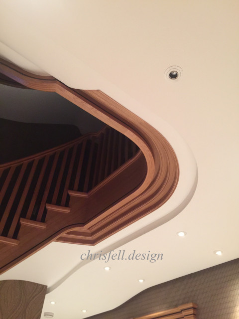 Feature Ceilings trappa