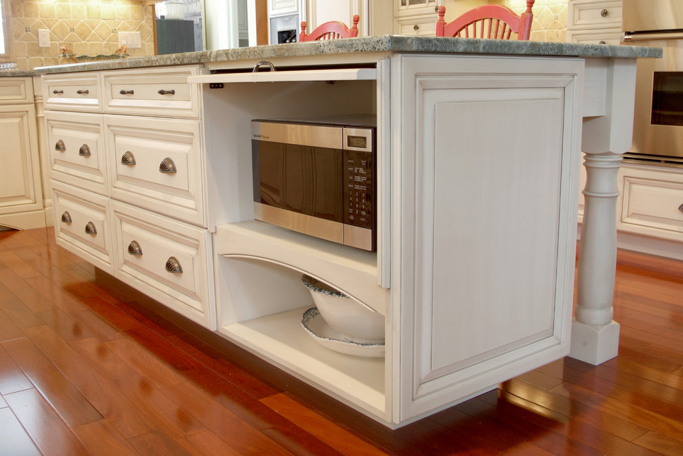 Microwave Cabinet Exposed Traditional Kitchen Detroit By