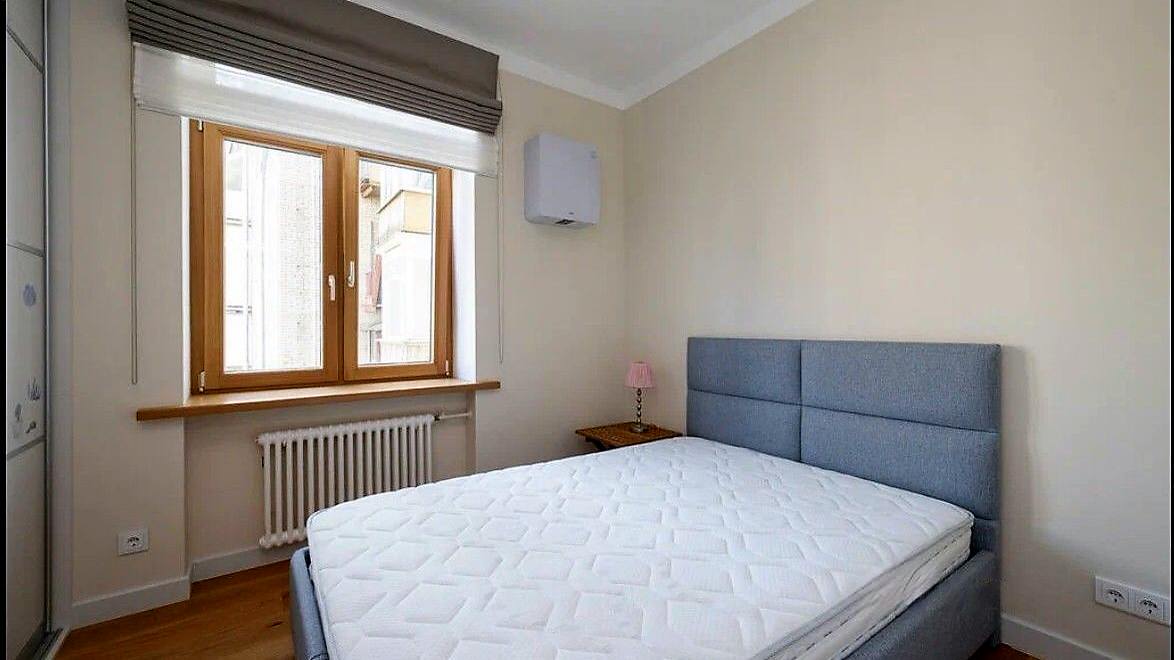 Площадь победы