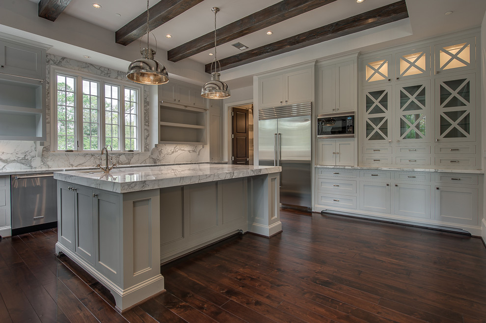 Example of a transitional kitchen design in Houston