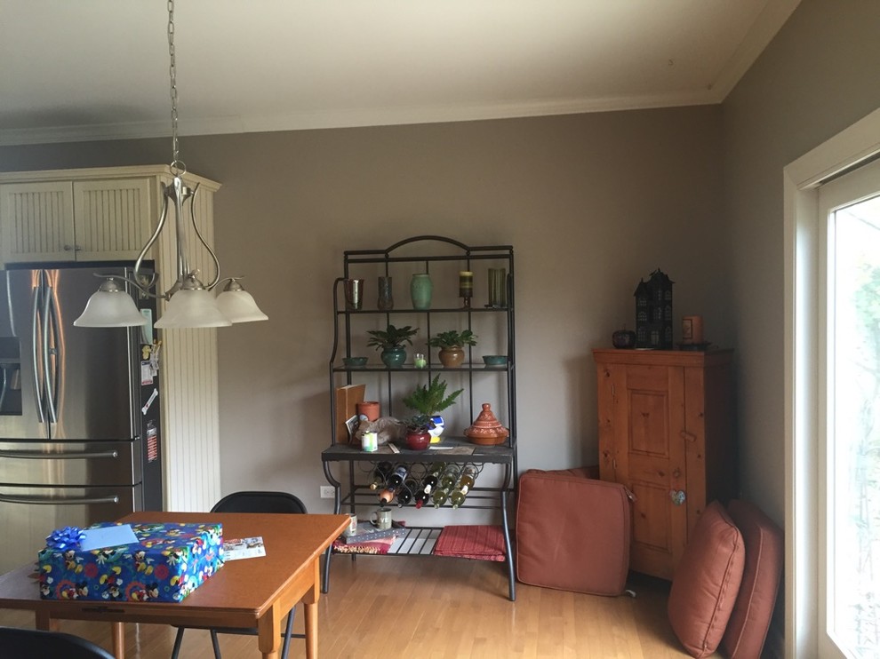 Kitchen - kitchen idea in Chicago
