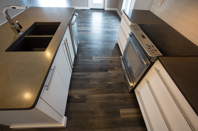The Ashton modern-kitchen