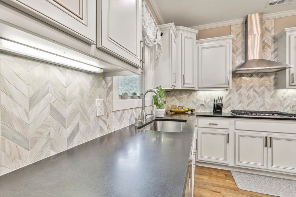 Wanda Aldinger's Beautiful New Kitchen