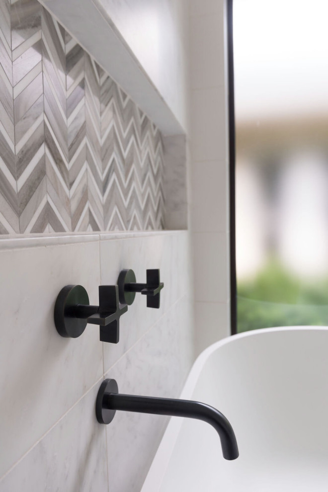 Inspiration for a contemporary home design remodel in Seattle