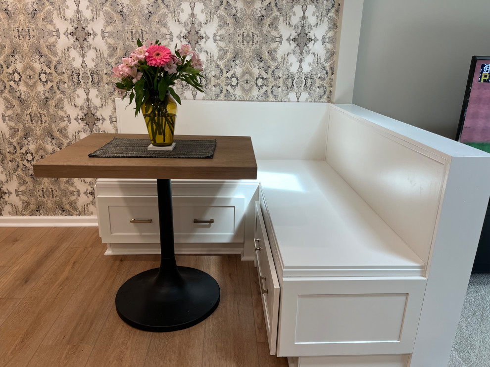 Home design - transitional home design idea
