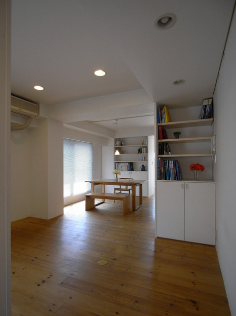 分倍河原の家 moderne-salle-a-manger