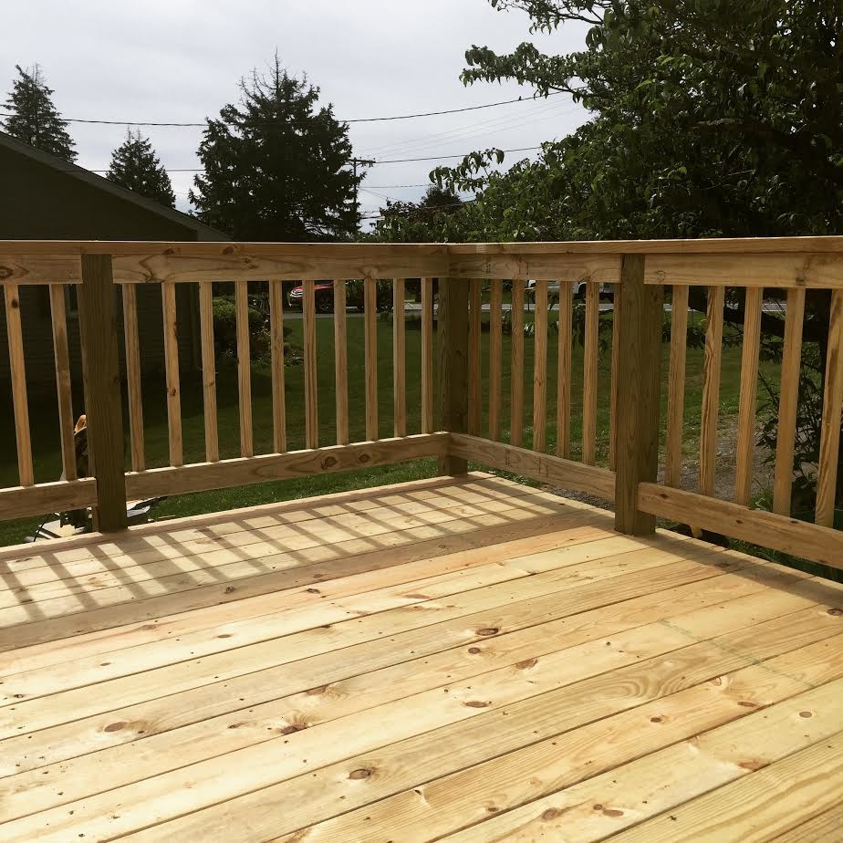 Deck - traditional deck idea in Baltimore