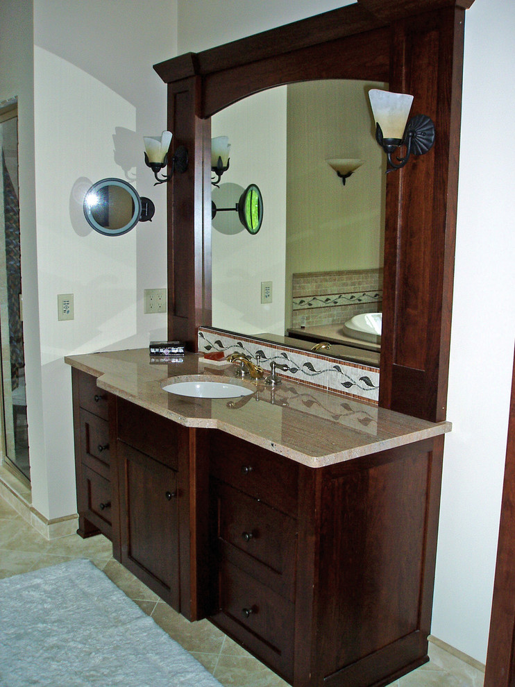 Inspiration for a rustic bathroom remodel in Minneapolis